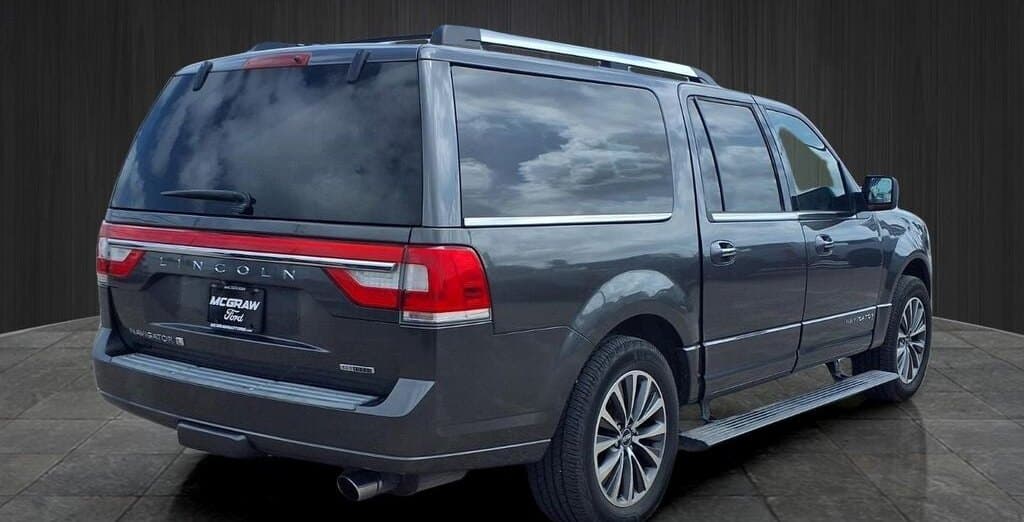 2015 Lincoln Navigator L Base thumbnail 5