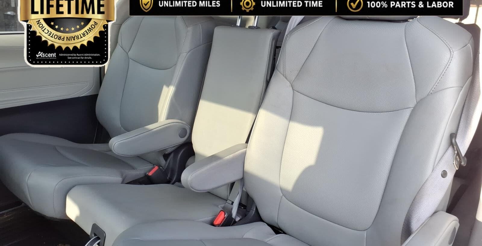 2024 Toyota Sienna XLE thumbnail 11