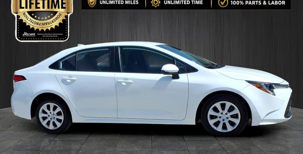 2025 Toyota Corolla LE thumbnail 4