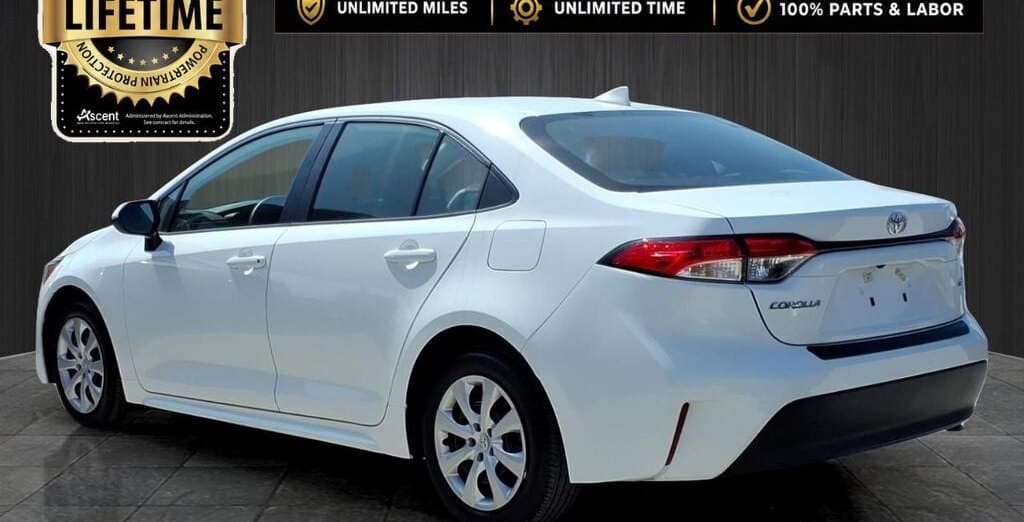 2025 Toyota Corolla LE thumbnail 6
