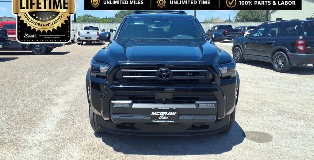 2025 Toyota 4Runner SR5 thumbnail 11