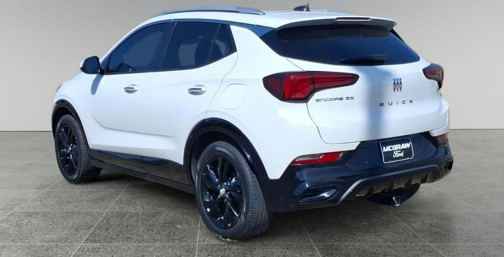 2024 Buick Encore GX Sport Touring thumbnail 3