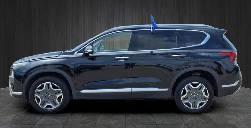 Hyundai Santa Fe Plug-In Hybrid for sale at Future Cars