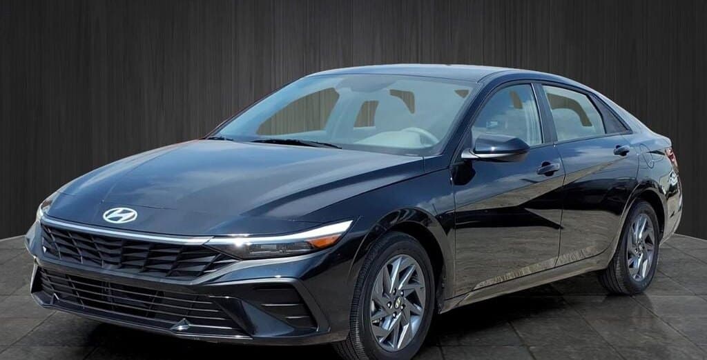 Hyundai Elantra Hybrid for sale at Future Cars