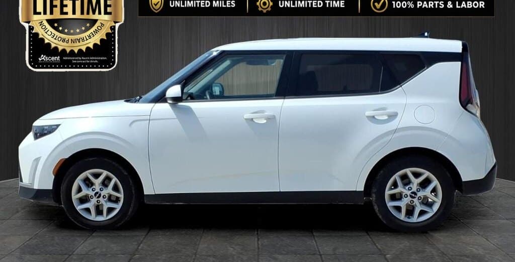 2024 Kia Soul LX thumbnail 7