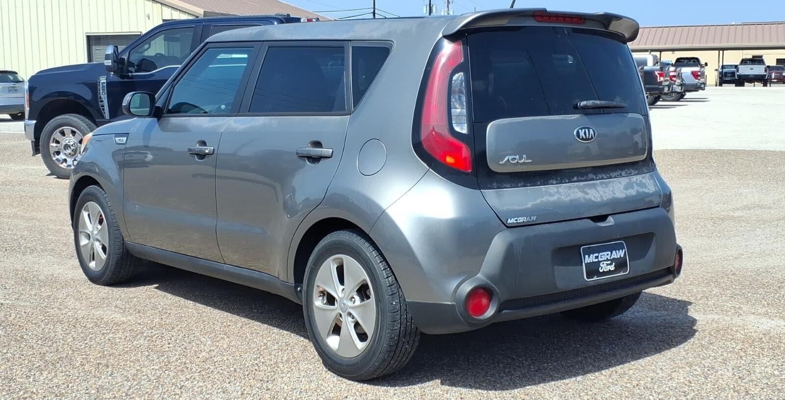 2016 Kia Soul Base thumbnail 3