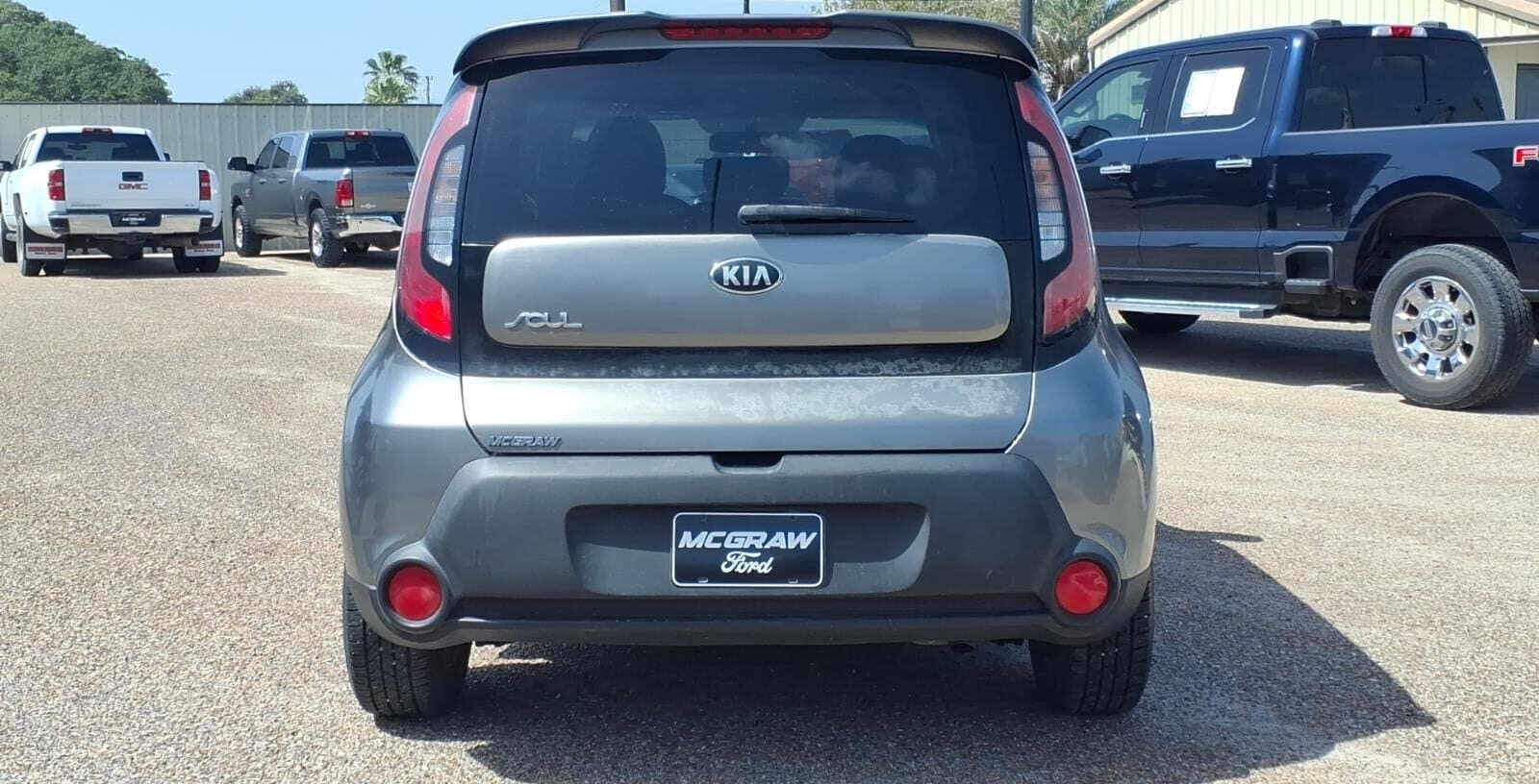 2016 Kia Soul Base thumbnail 4