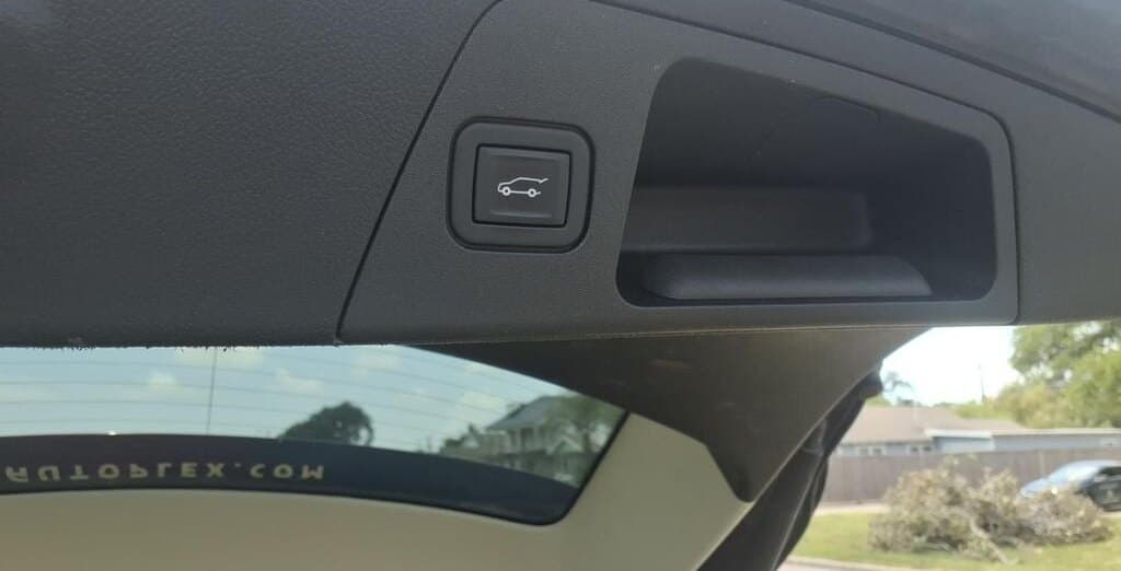 2020 Buick Envision Essence thumbnail 6
