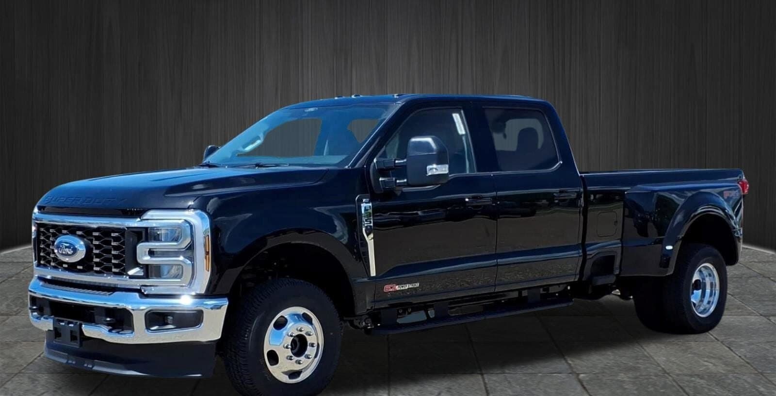 2026 Ford Super Duty F-350 XLT