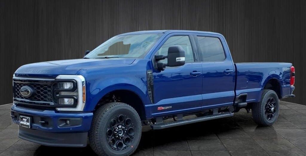 2026 Ford Super Duty F-350 Lariat