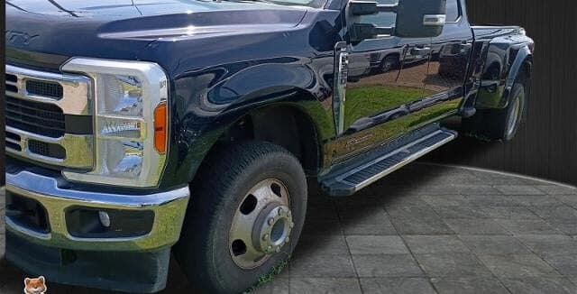 2023 Ford F-350 XLT, photo 1 of 12