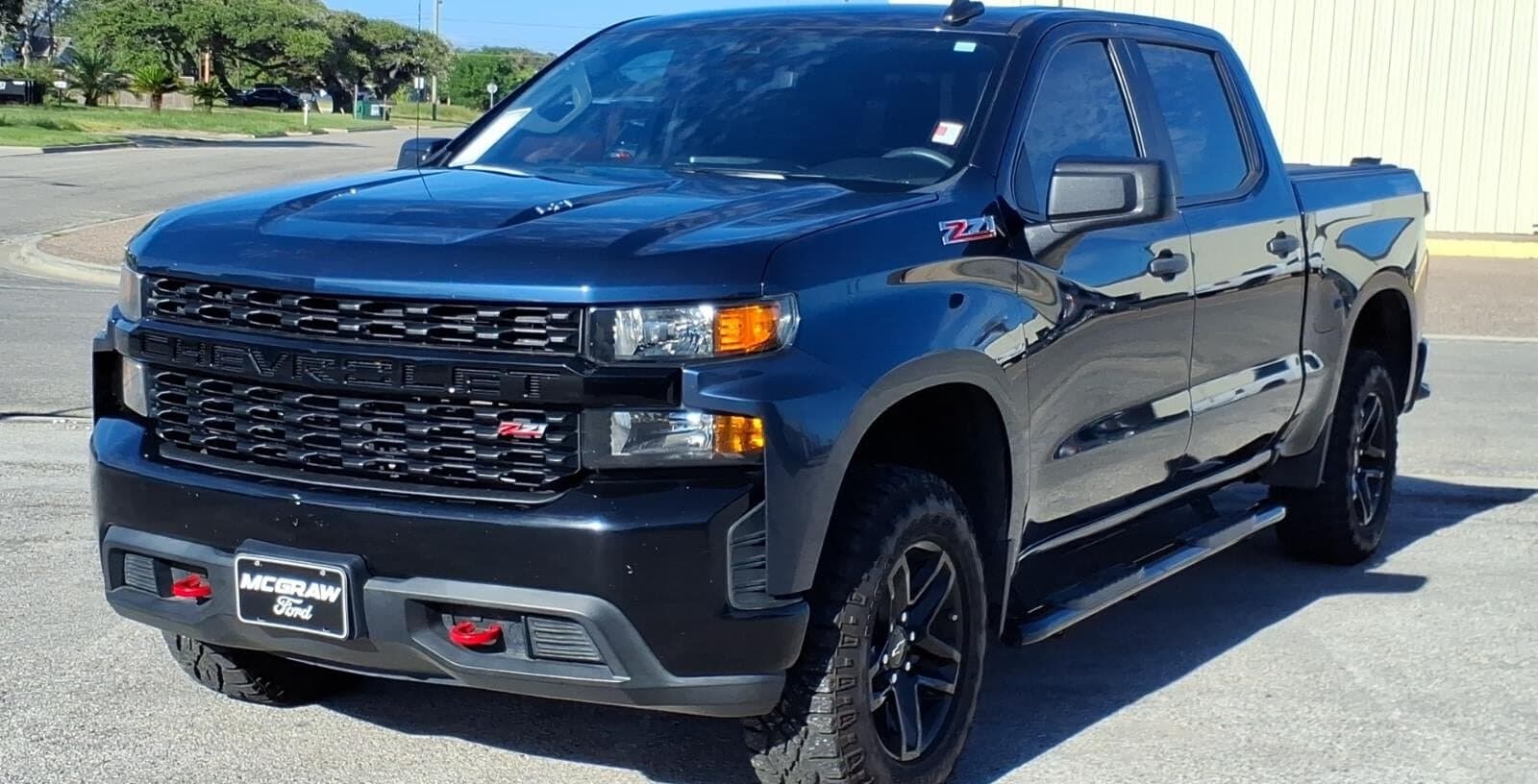 2022 Chevrolet Silverado Custom Trail Boss, photo 1 of 12