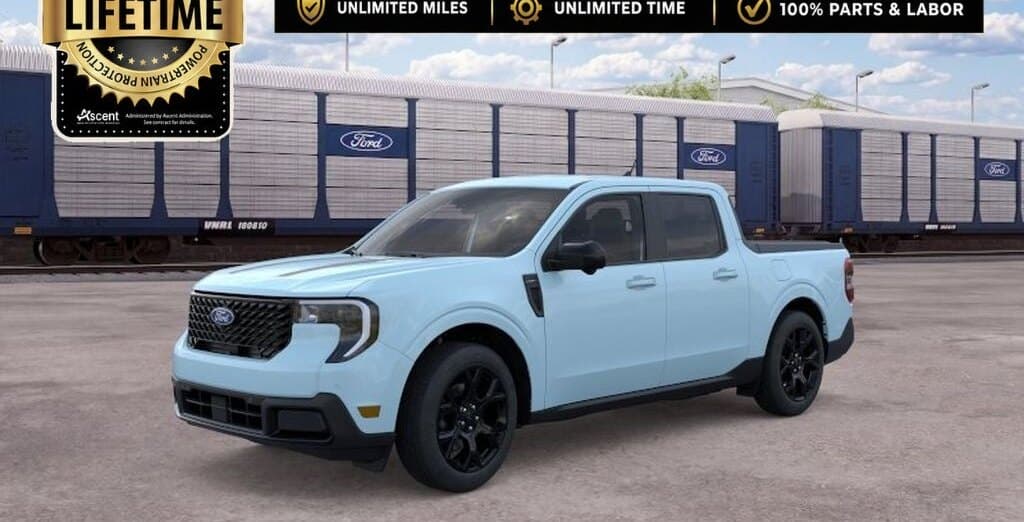 2026 Ford Maverick LARIAT, photo 1 of 12